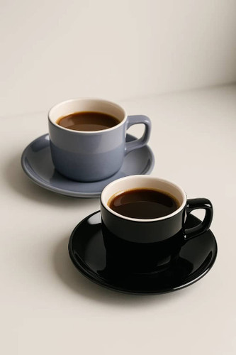 فنجان و نعلبکی سرو